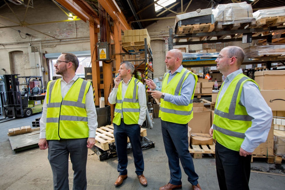 wincro_metal_industries_shorts3