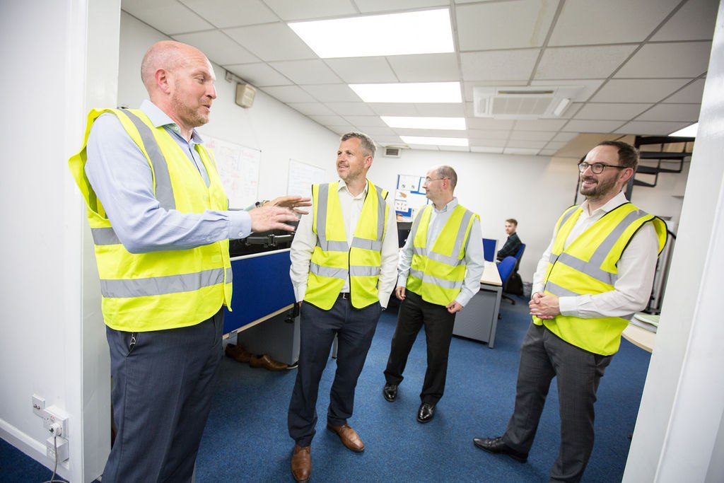 wincro_metal_industries_shorts4